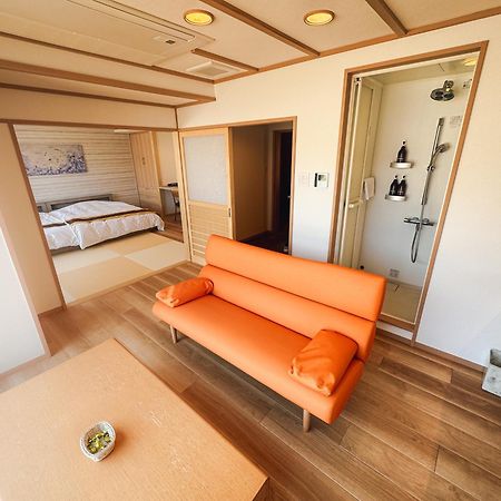 Aburaya Tousen Hotel Яманучи Екстериор снимка