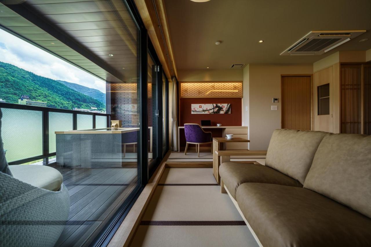 Aburaya Tousen Hotel Яманучи Екстериор снимка