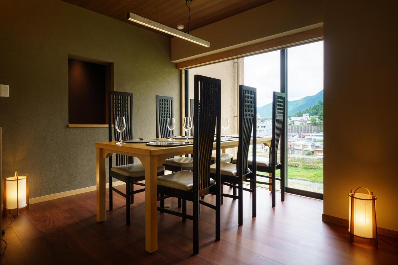 Aburaya Tousen Hotel Яманучи Екстериор снимка